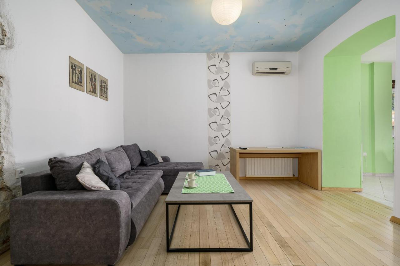 Apartament View *